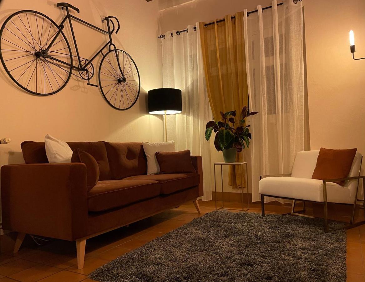 Logis Hotel Le Saint Florent Mont-pres-Chambord Luaran gambar