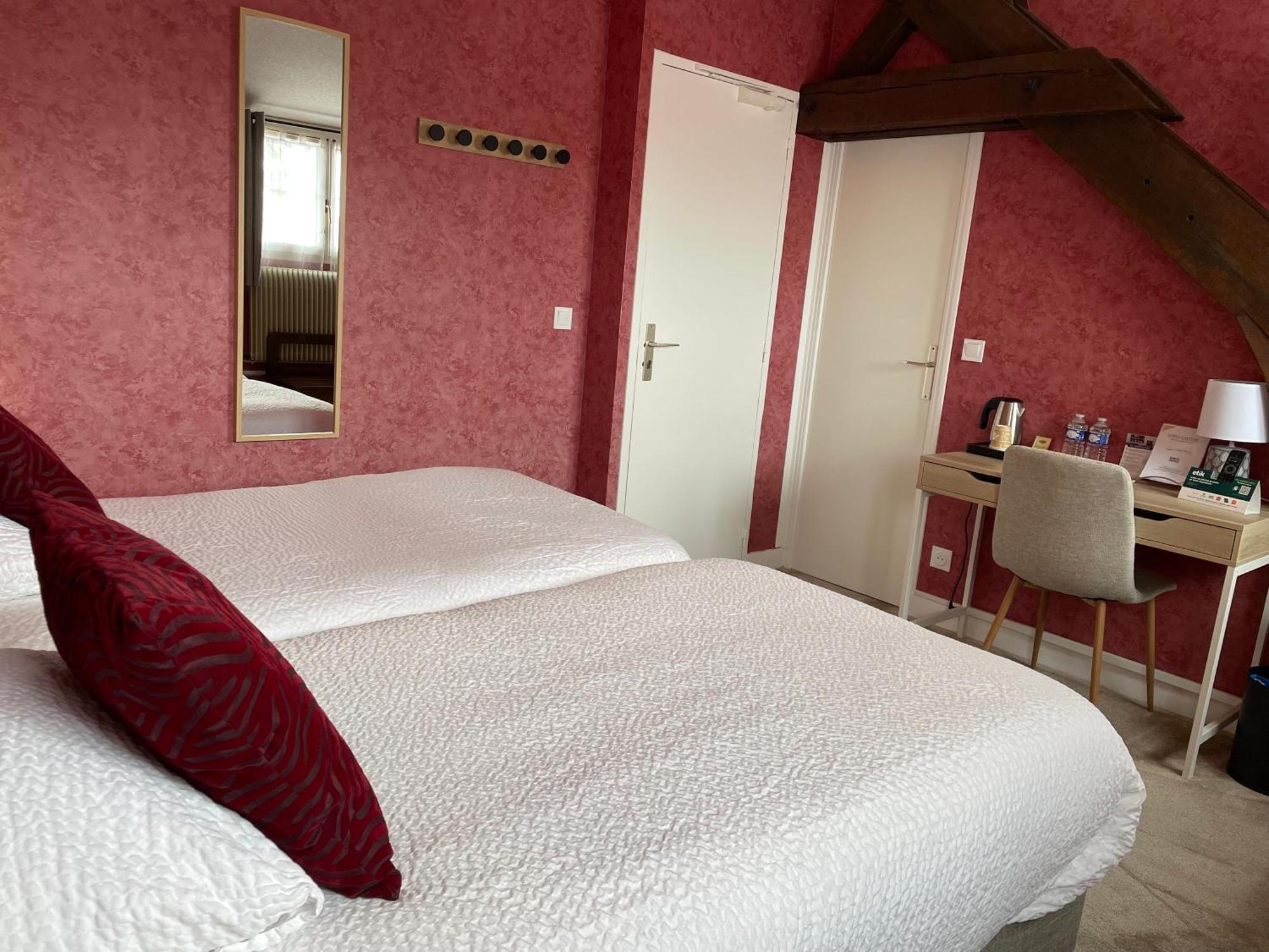 Logis Hotel Le Saint Florent Mont-pres-Chambord Luaran gambar